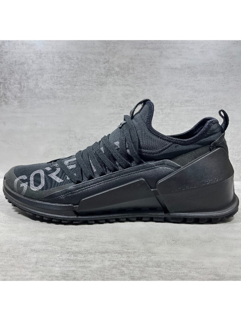 Ecco Biom 2.0 Gore-tex GTX Waterproof Sneakers - Men's Size EU 45 / US 11-11.5